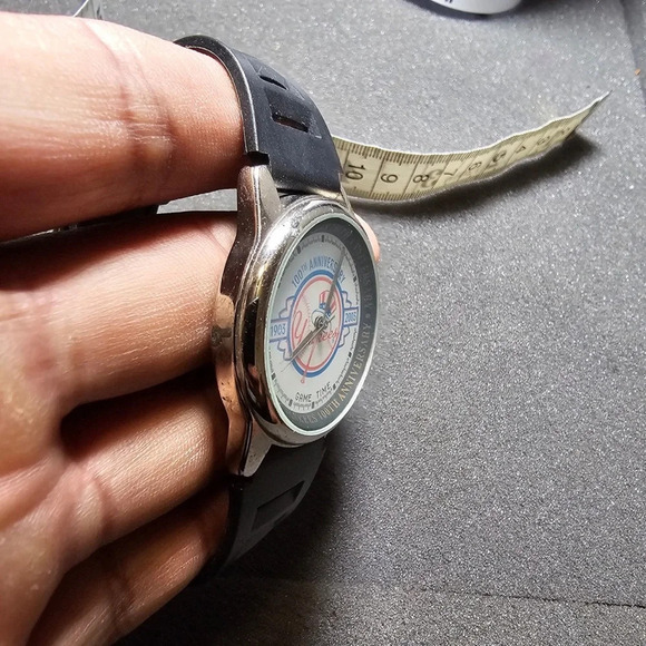 Game Time New York Yankees Mens Quartz Watch Commemorative 100 Years Working - Picture 5 of 10